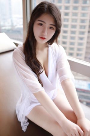 扒开女人下面两片毛茸茸